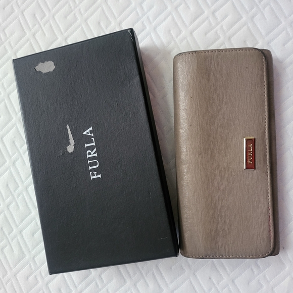 FURLA Babylon Continental Saffiano Leather Bifold Wallet Purs Grayt tope - Picture 1 of 12